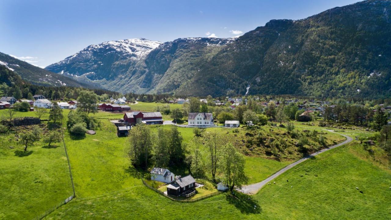 Huse Gjestegard Kinsarvik Exterior photo